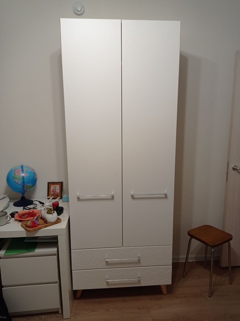 Шкаф 2-х дверный Komfort S Войтек М1