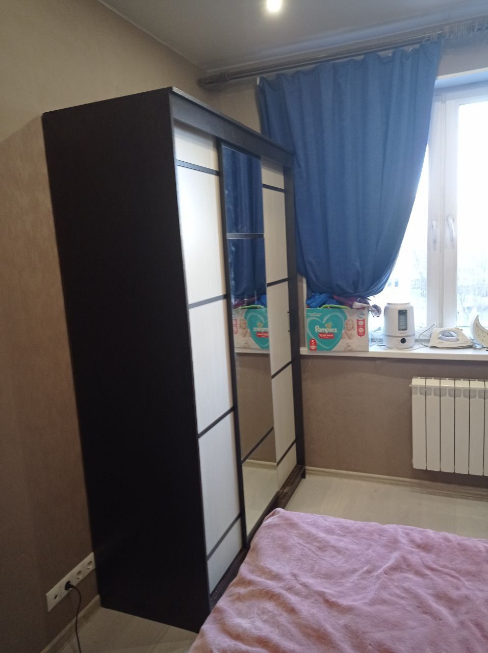 Шкаф-купе трехдверный Арника Карелия