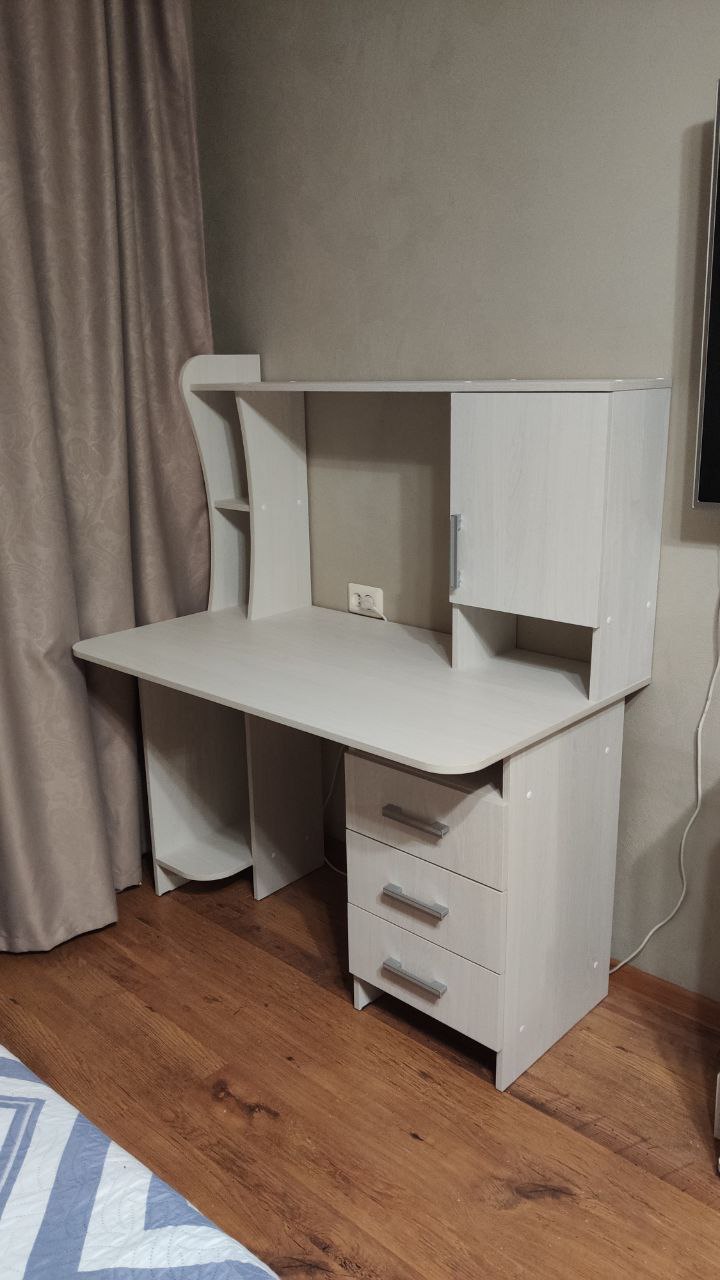 Стол компьютерный СтендМебель №5