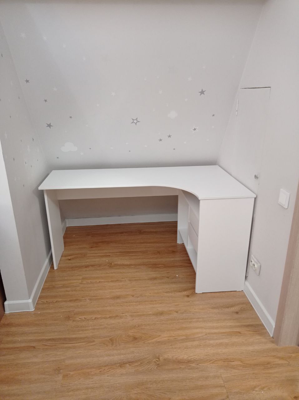 Стол письменный Сокол СПм-25