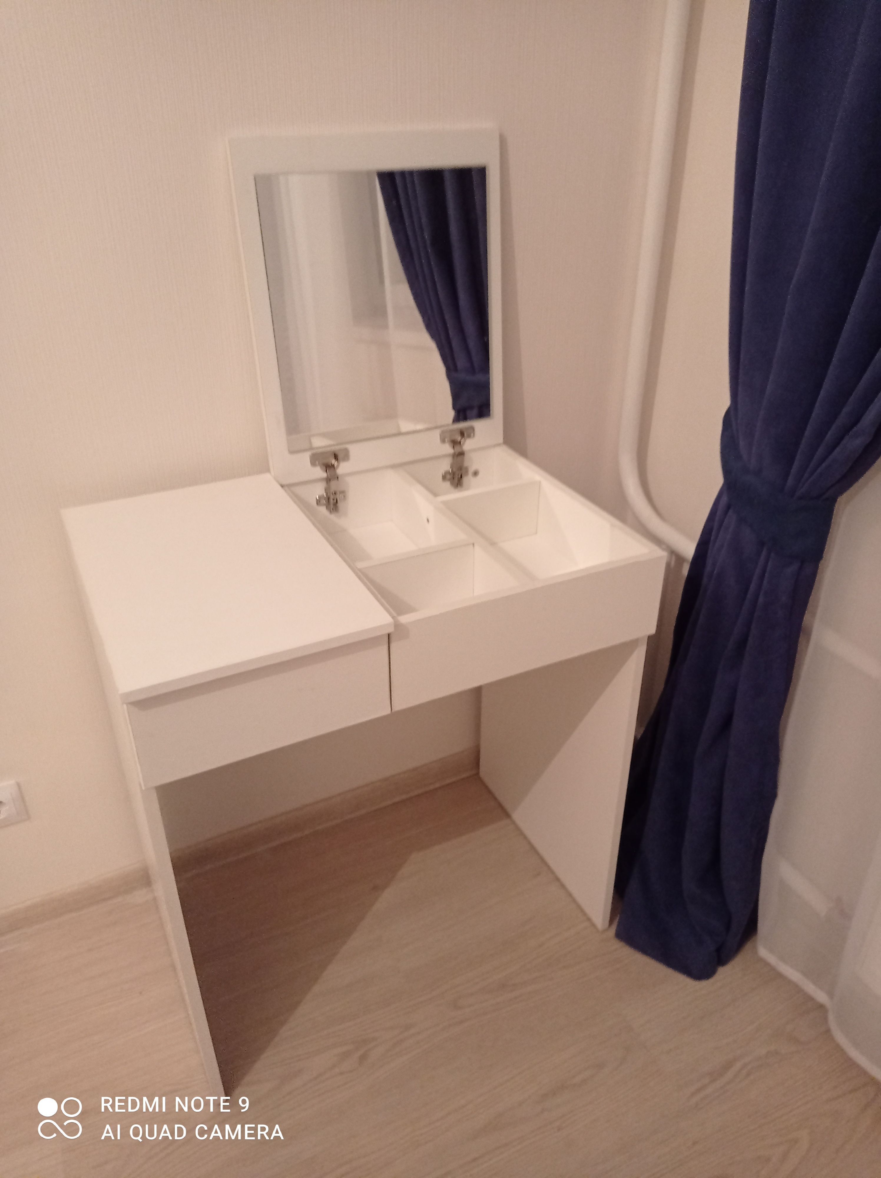 Столик туалетный Вентал Римини-1