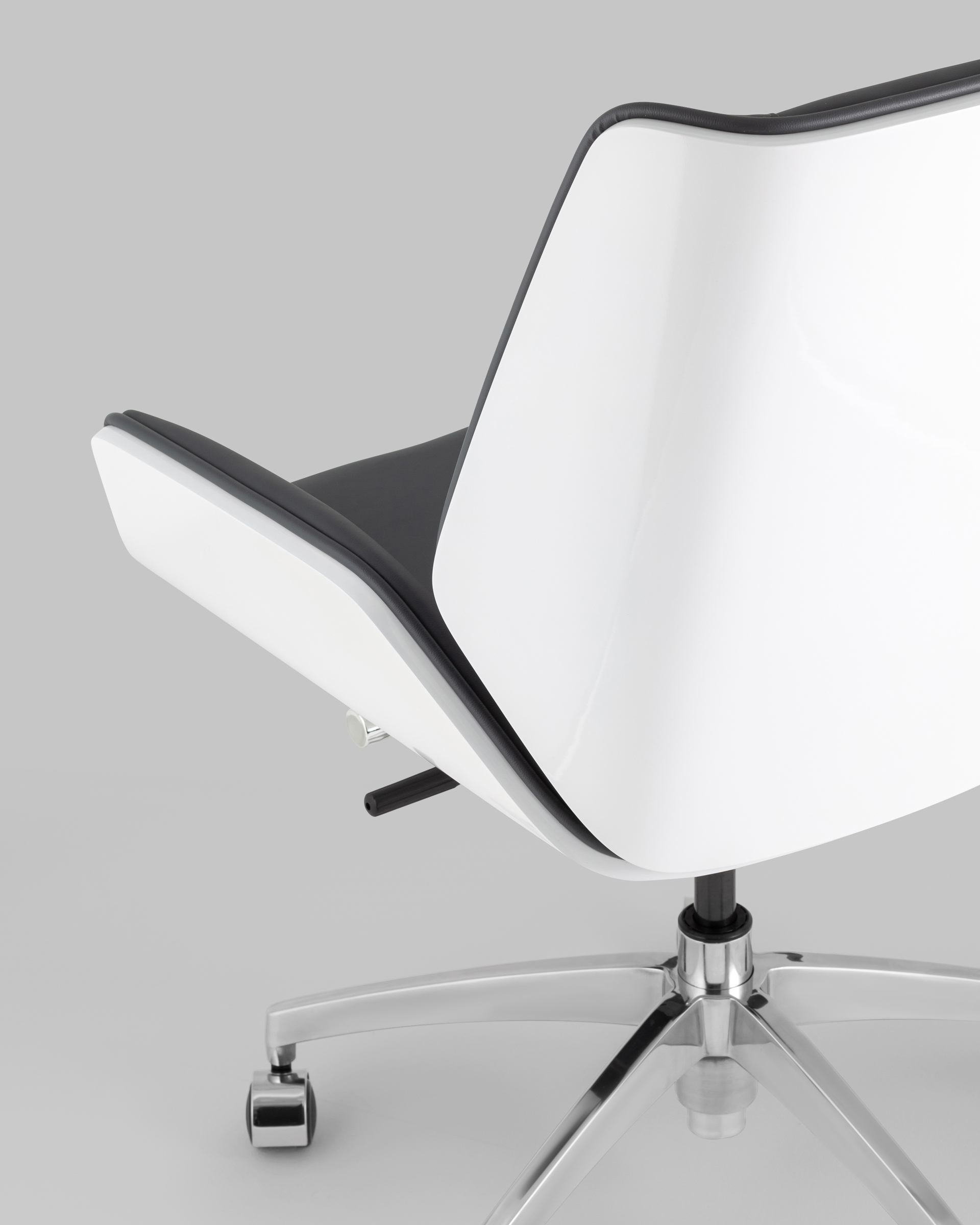 Кресло офисное STOOL GROUP TopChairs Crown SN