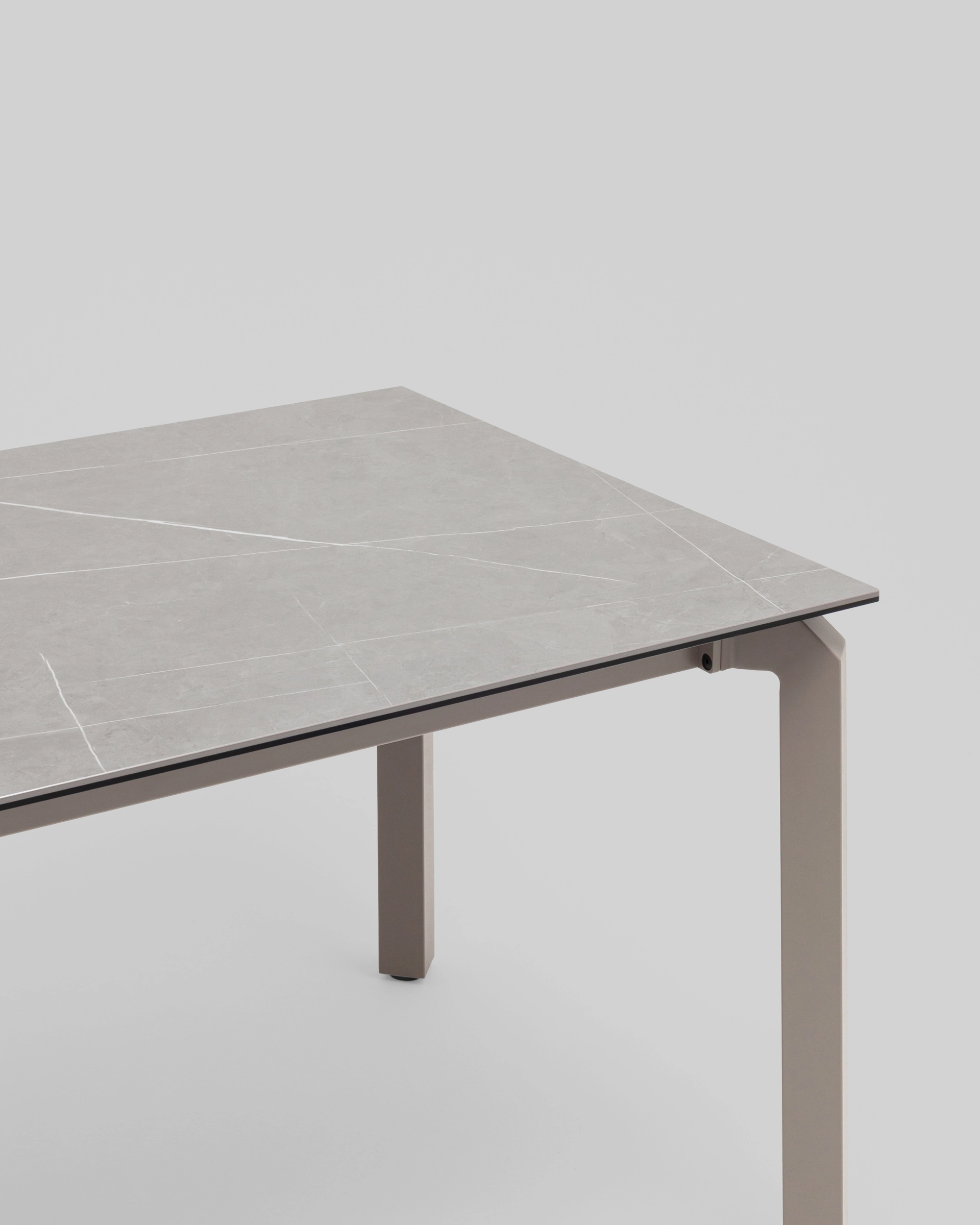 Стол обеденный STOOL GROUP Varden 160-220*90