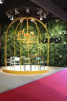 Кресло пластиковое ReeHouse Trill