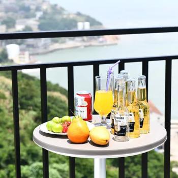 Стол пластиковый мини-бар ReeHouse Belle