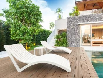 Шезлонг-лежак пластиковый ReeHouse Slim