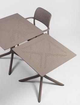 Стол пластиковый обеденный Nardi Clip 70