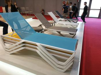 Шезлонг-лежак металлический PAPATYA Wave