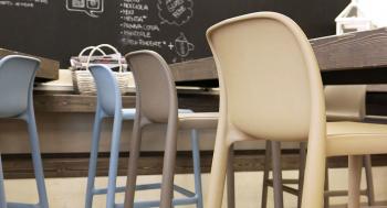 Стул пластиковый полубарный Nardi Faro