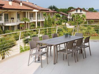 Стол пластиковый раздвижной ReeHouse Libeccio