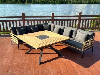 Стол обеденный Ideal Patio EGMONT из тика 140x140