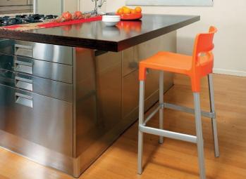 Стул барный пластиковый ReeHouse Divo