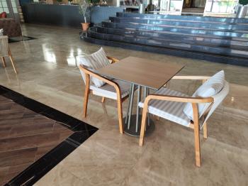 Кресло деревянное с подушками ReeHouse Pablito