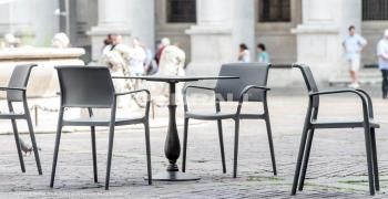 Кресло Pedrali Ara пластиковое