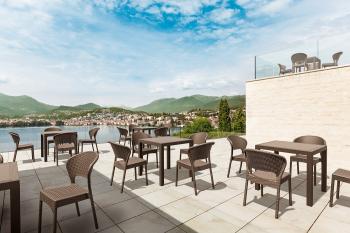 Стул пластиковый плетеный Siesta Contract Daytona