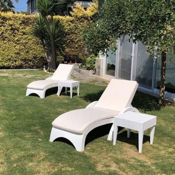 Шезлонг пластиковый с матрасом ReeHouse GS 1009 (Fiji)