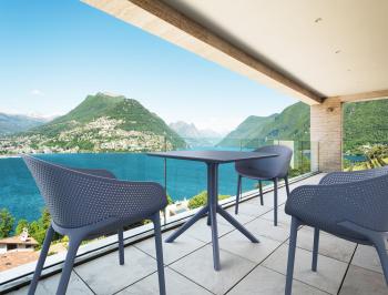 Стол пластиковый Siesta Sky Table 80