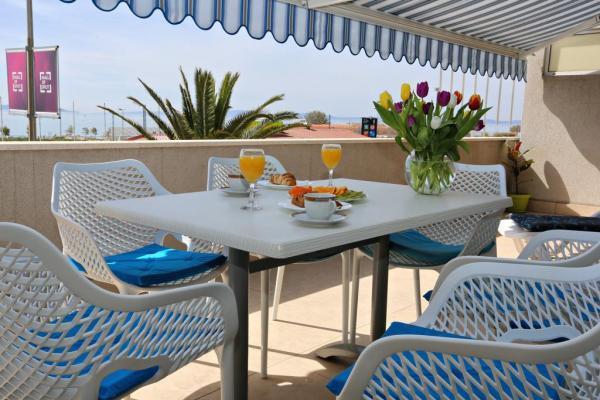 Кресло пластиковое Siesta Contract Air XL