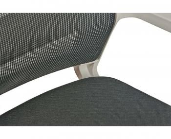 Кресло офисное Norden Бит LB