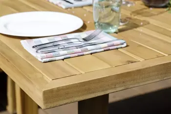 Кофейный стол из акации Joygarden BOOKA натуральный тик