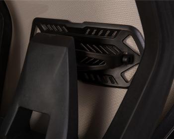 Офисное кресло для персонала Dobrin TEODOR