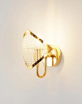 Бра Moderli V8051-1W Shade