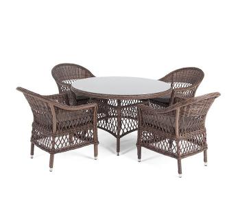 Коричневый