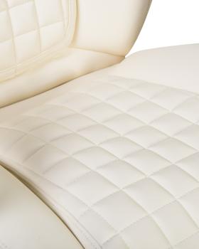 Офисное кресло для руководителей Dobrin CHESTER