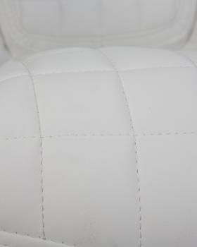 Офисное кресло для руководителей Dobrin CHESTER