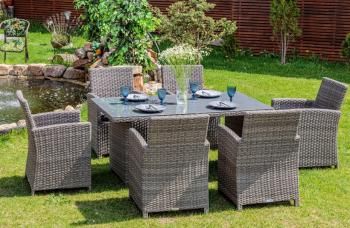Обеденный комплект ROYAL FAMILY Fiona из искусственного ротанга