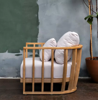 Кресло из акации Joygarden WOODLAND