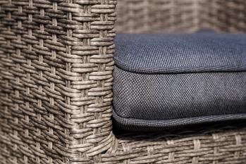 Обеденный комплект ROYAL FAMILY Fiona из искусственного ротанга