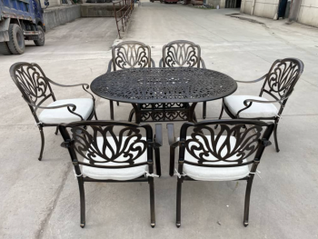 Обеденный комплект из литого алюминия ROYAL FAMILY WILHELM на 6 персон (овальный стол)