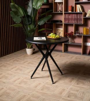 Пластиковый стол ROYAL FAMILY TOM