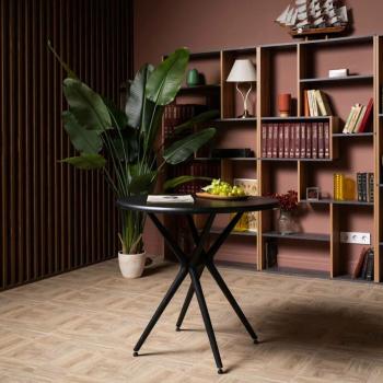 Пластиковый стол ROYAL FAMILY TOM